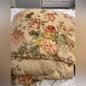 Ralph Lauren Sussex Gardens Full/Queen Comforter-FLAWED